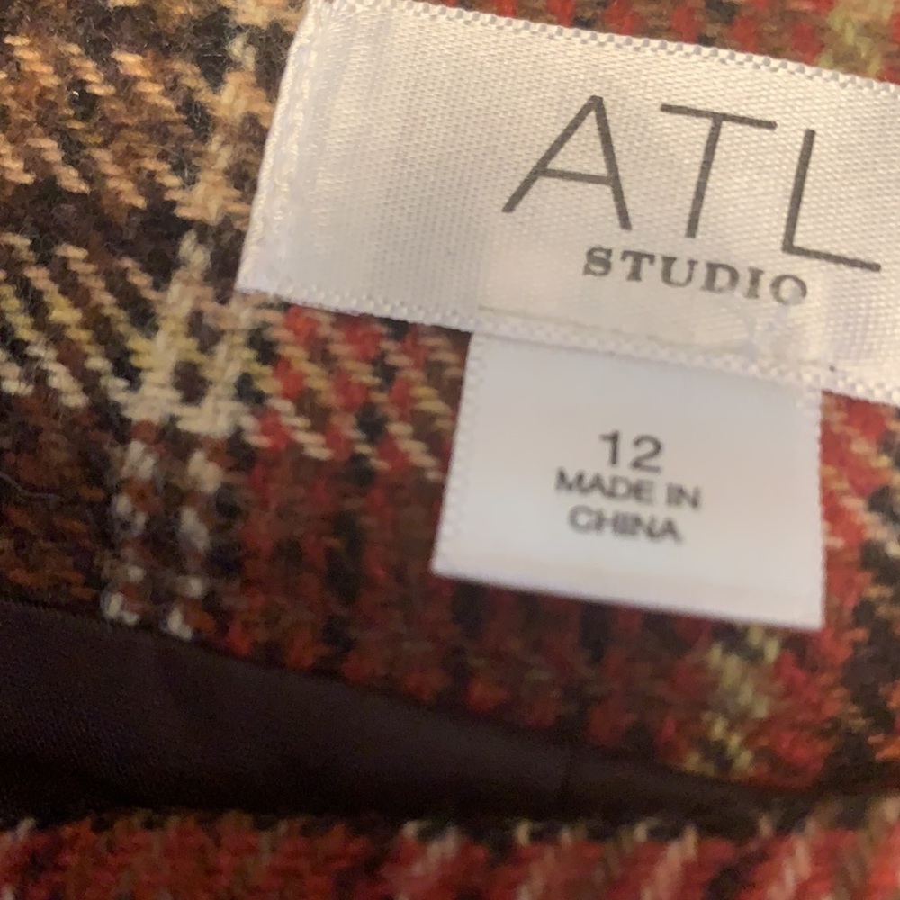 Vintage Wool plaid skirt - Picture 3 of 5